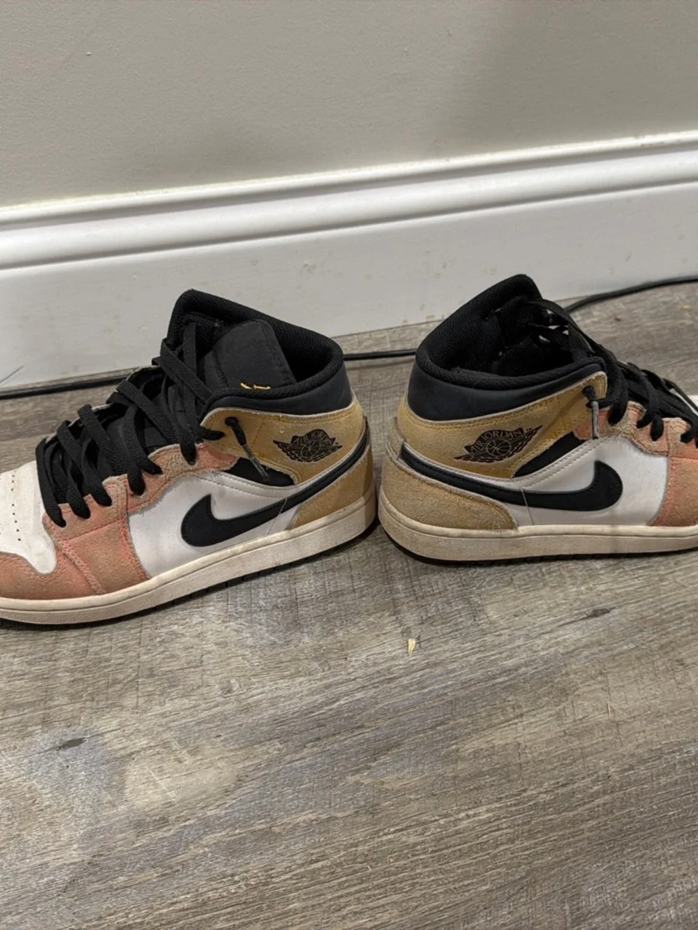 Jordan Mid-Top Sneakers in White, Black & Brown Suede men’s size 8
